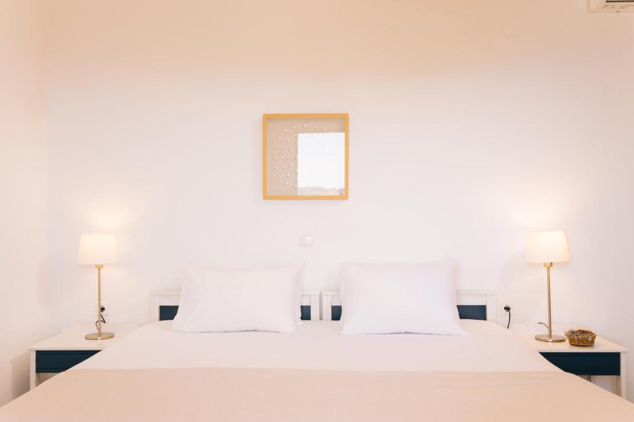 Villa Stella Suites Плакиас Экстерьер фото