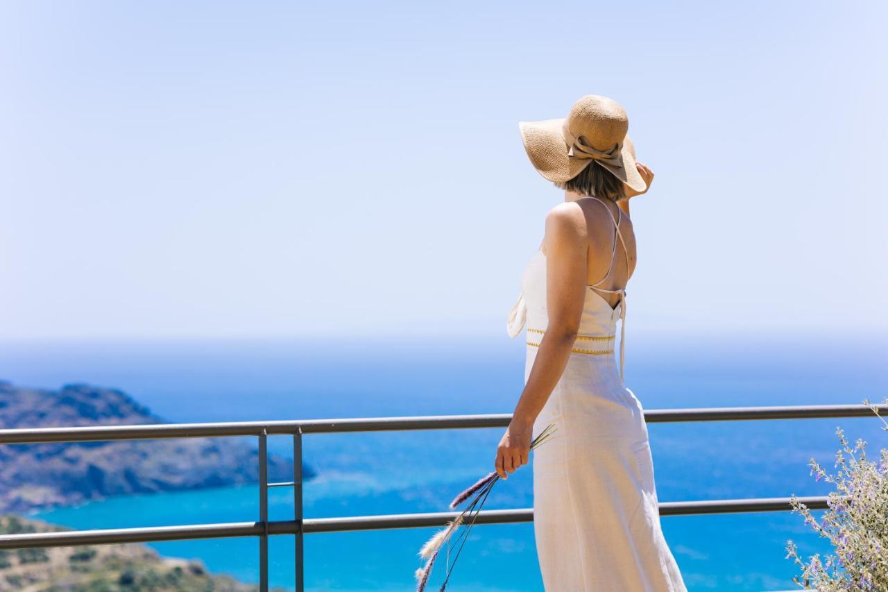 Villa Stella Suites Плакиас Экстерьер фото