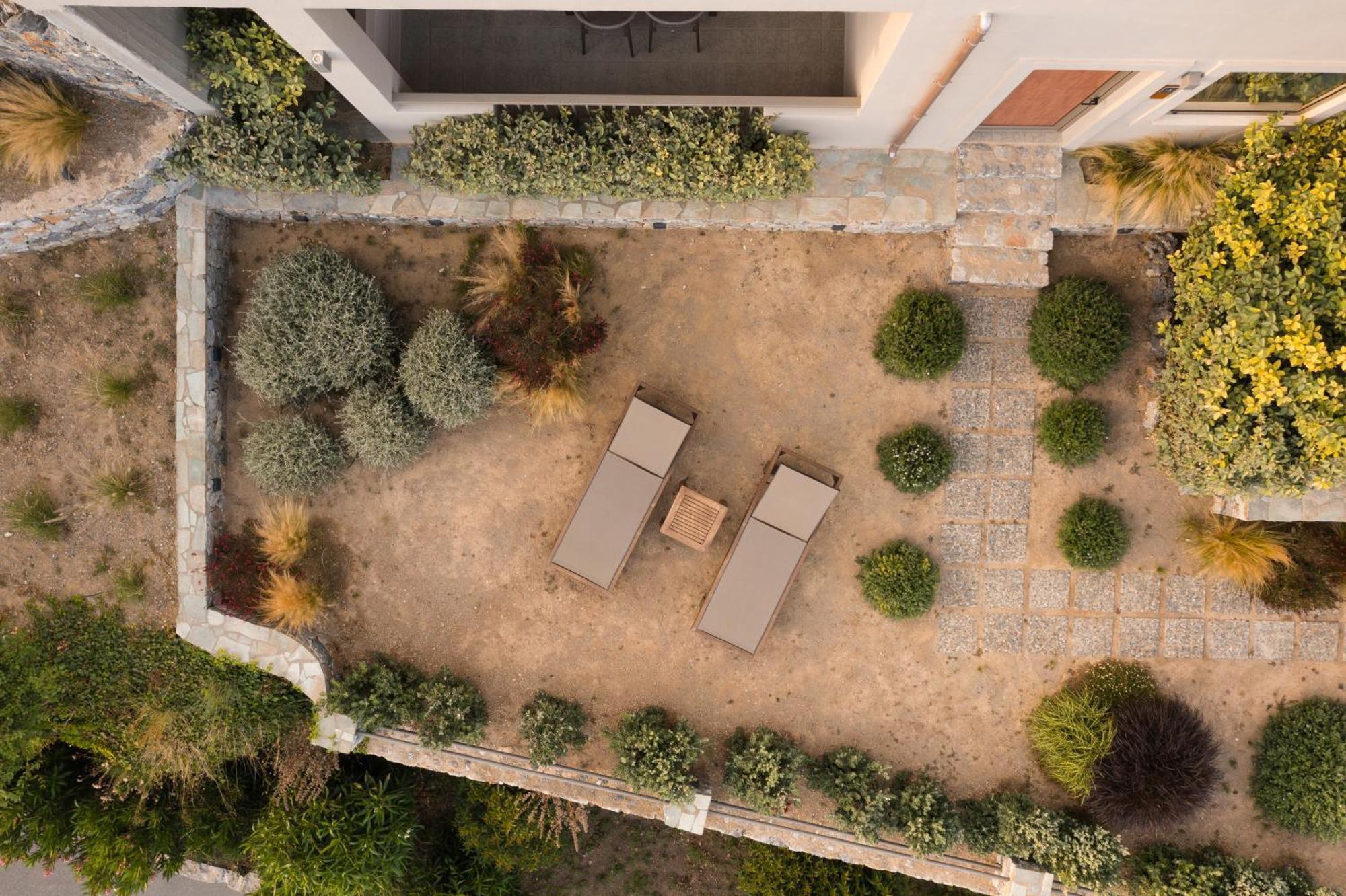 Villa Stella Suites Плакиас Экстерьер фото