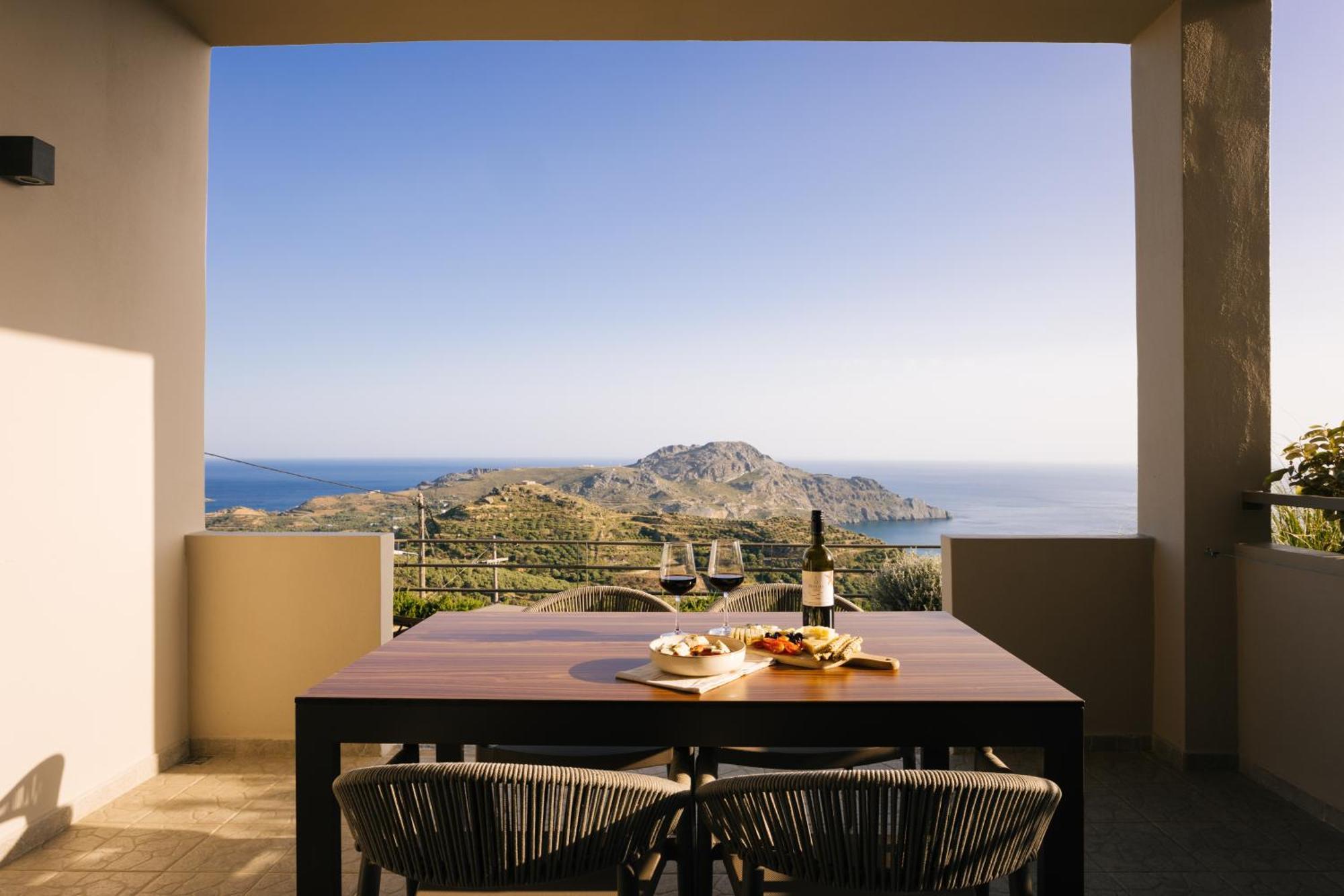 Villa Stella Suites Плакиас Экстерьер фото
