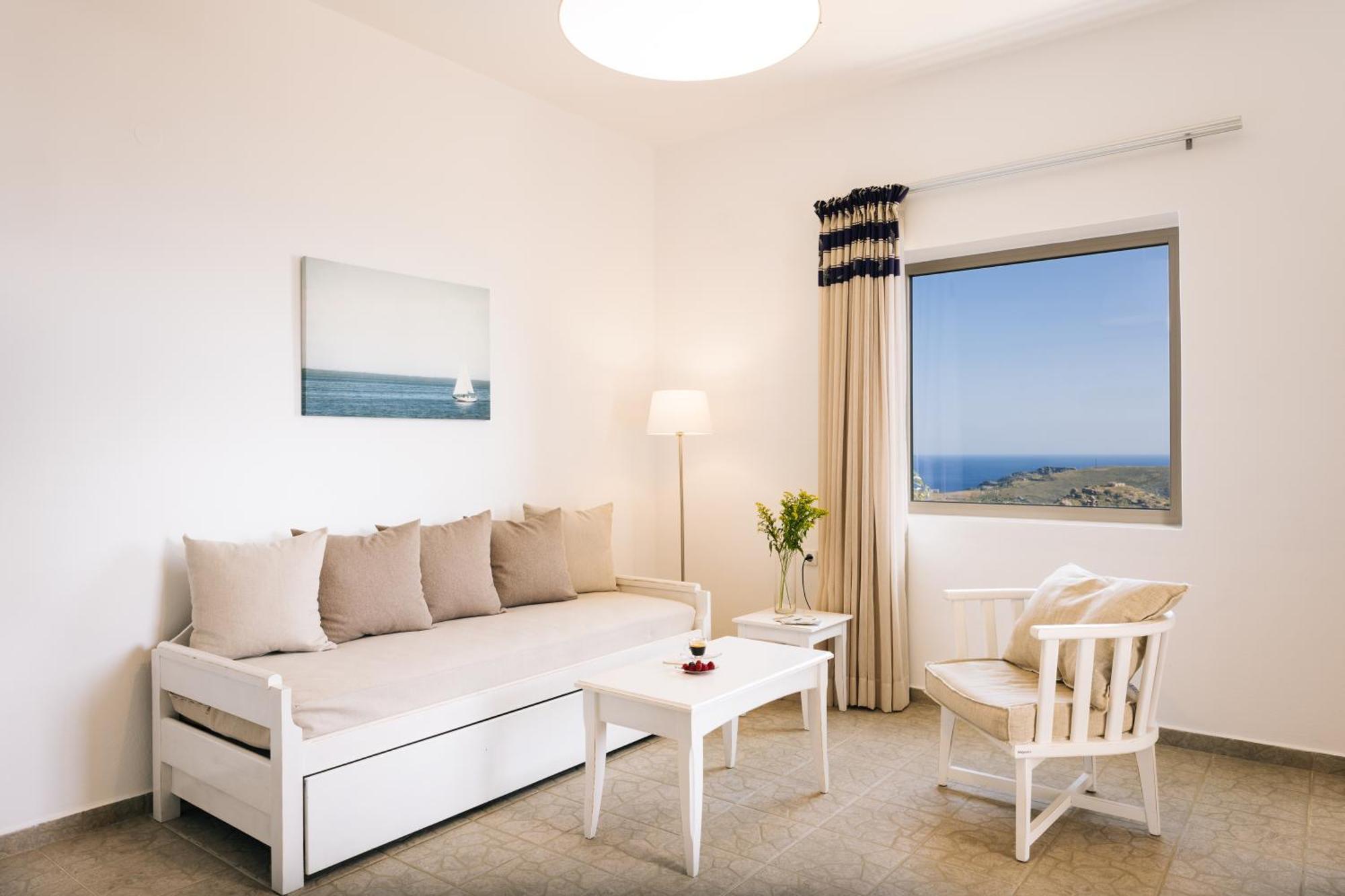 Villa Stella Suites Плакиас Экстерьер фото